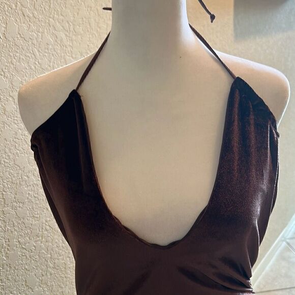 PrettyLittleThing Brown Mini Dress - Picture 2 of 6